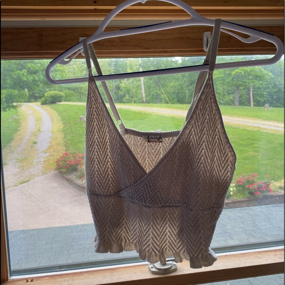 cropped tank top